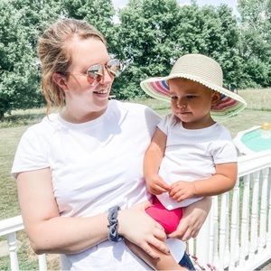 Meet your Posher, Stephanie